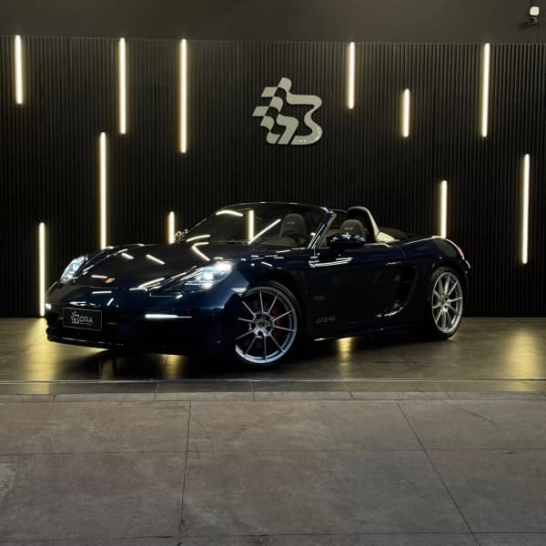 Imagem do carro PORSCHE 718